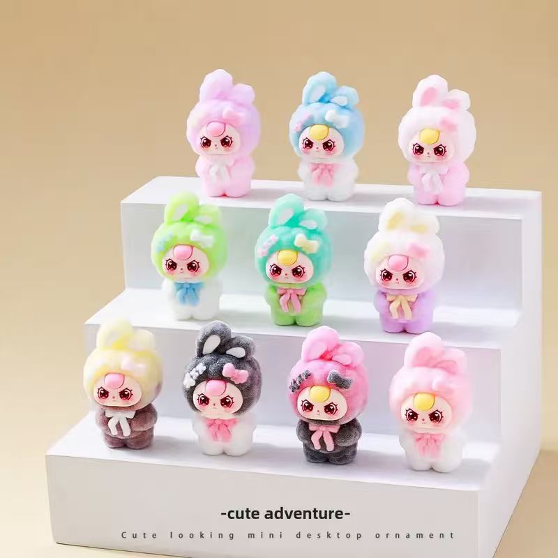 Car Accessories Girly - 정품 미니 피규어 데스크탑 장식 귀여운