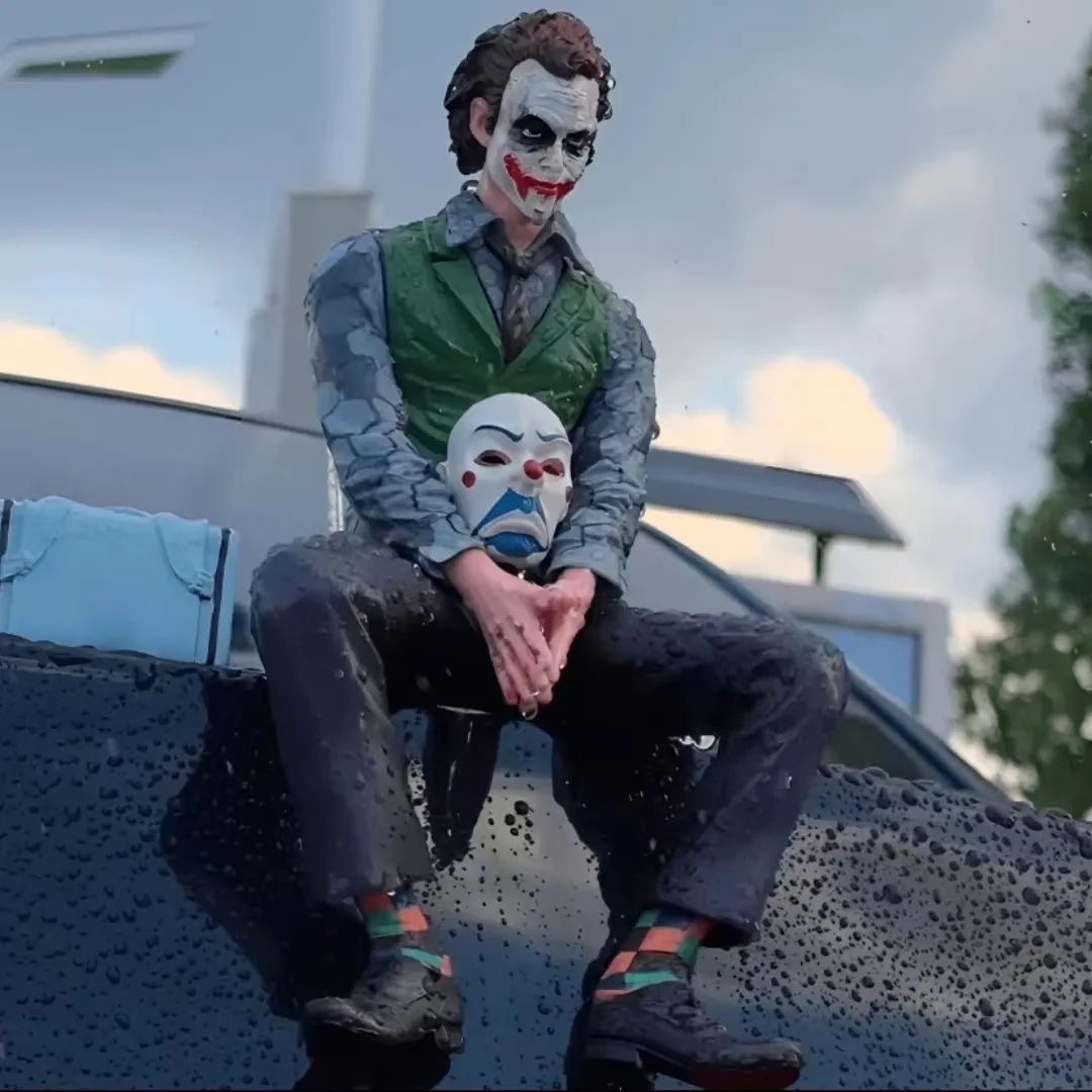 새로운 조커 히스 레저 액션 피규어 자동차 지붕 장식  - Car Accessories Joker 리뷰 및 가격